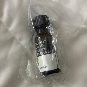 Revlon Acrylic Liquid Skincare - Black and White